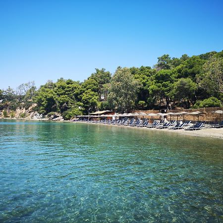 Valente Perlia Rooms Poros Town Exterior photo