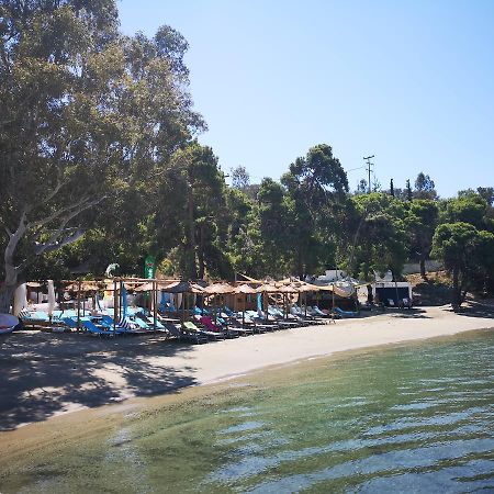 Valente Perlia Rooms Poros Town Exterior photo