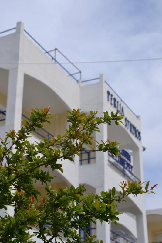 Valente Perlia Rooms Poros Town Exterior photo